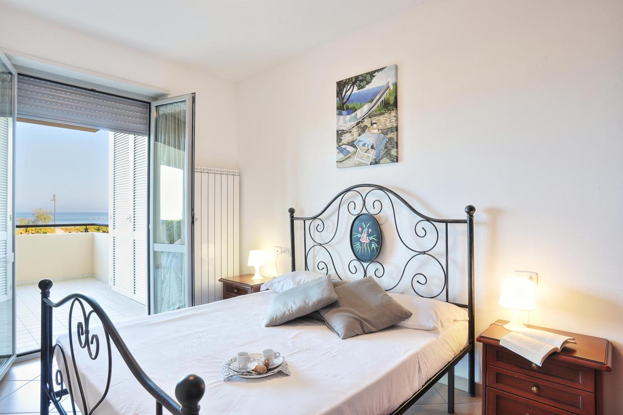 Mazzarosa Residence โรเซโต เดญา อาบรูซซี ภายนอก รูปภาพ